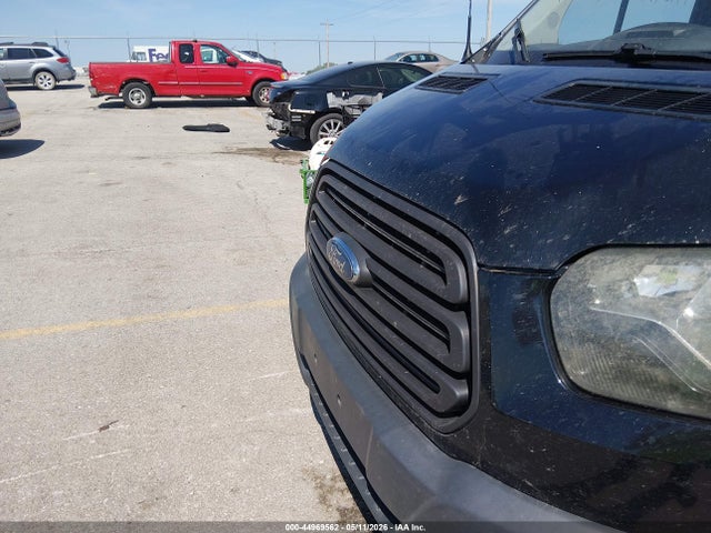 44969562 :رقم المزاد ، 1FTYR2XM6JKA11667 vin ، 2018 Ford Transit-250 مزاد بيع