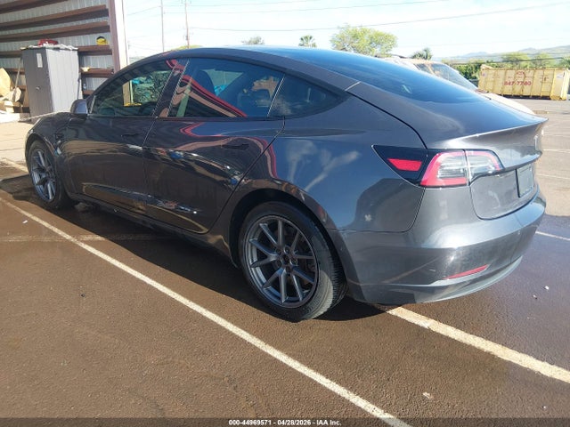 Tesla Model 3 Standard Range Plus Rear-wheel Drive 2021 5YJ3E1EAXMF982066 Image 3