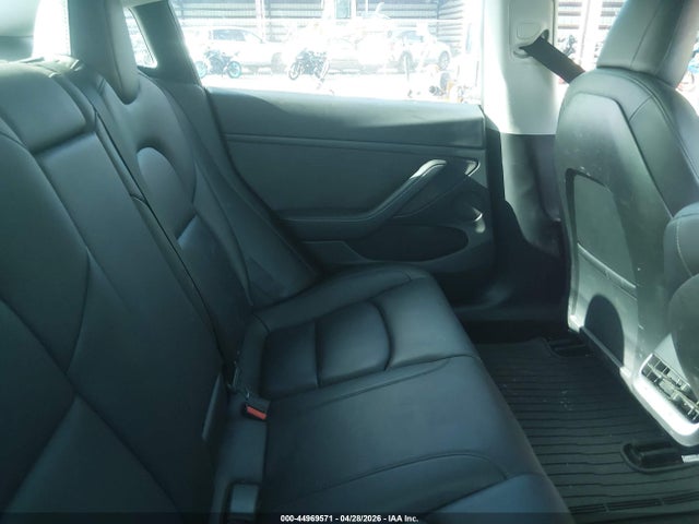 Tesla Model 3 Standard Range Plus Rear-wheel Drive 2021 5YJ3E1EAXMF982066 Image 8