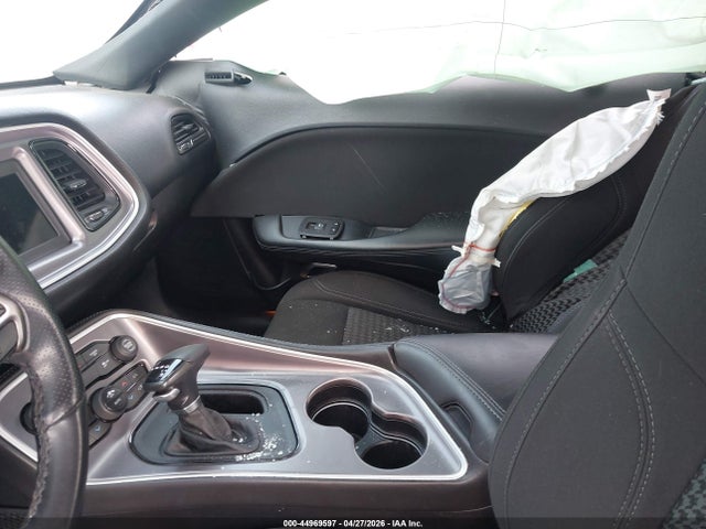 Продажа на аукционе авто 2019 Dodge Challenger Sxt, vin: 2C3CDZAG2KH670198, номер лота: 44969597