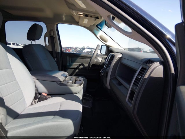 1C6RR7KG5JS106201 RAM 1500 Tradesman 4x4 5&#039;7 Box