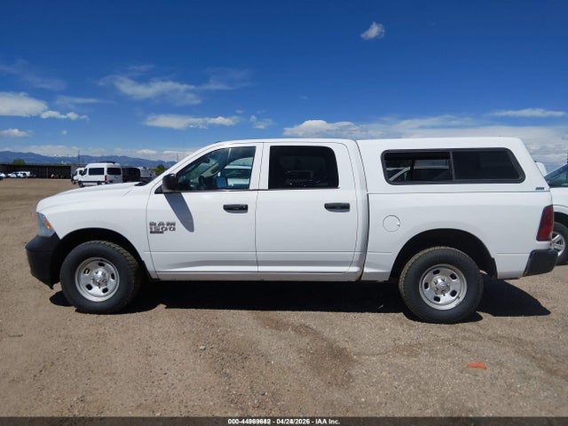 3C6RR7KG7KG619944 RAM 1500 Classic Tradesman 4x4 5&#039;7 Box