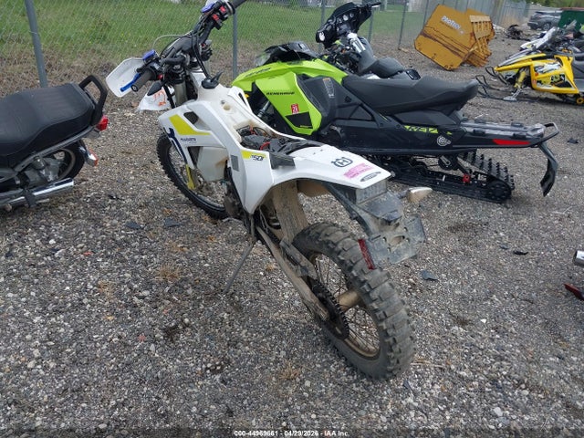 VBKUAL409KM420747 Husqvarna Fe501