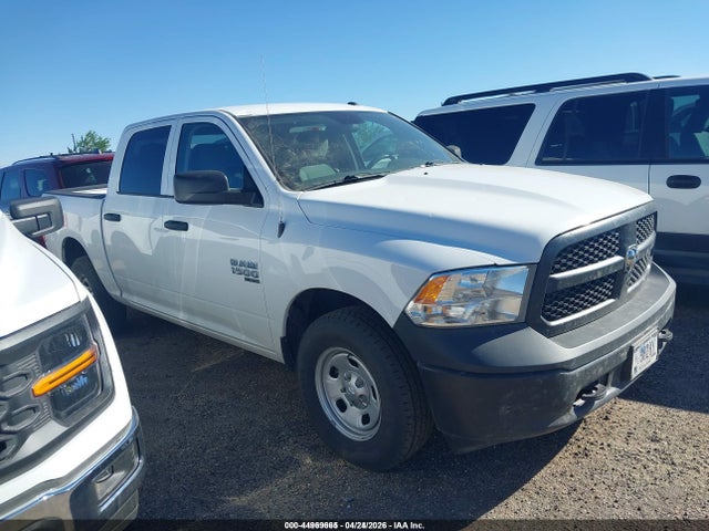 3C6RR7KG5MG691681 RAM 1500 Classic Tradesman 4x4 5&#039;7 Box