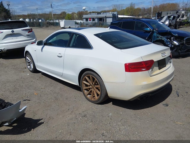Продаж на аукціоні авто 2016 Audi A5 2.0t Premium, vin: WAUM2AFR2GA025684, номер лоту: 44969669