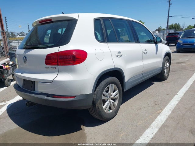 2013 Volkswagen Tiguan S მანქანა იყიდება აუქციონზე, vin: WVGAV3AX5DW607724, აუქციონის ნომერი: 44969706