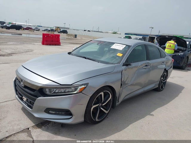 44969759 :رقم المزاد ، 1HGCV1F38JA125668 vin ، 2018 Honda Accord Sport مزاد بيع