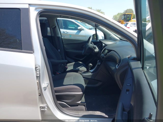 2019 Chevrolet Trax Ls მანქანა იყიდება აუქციონზე, vin: 3GNCJNSBXKL388776, აუქციონის ნომერი: 44969821