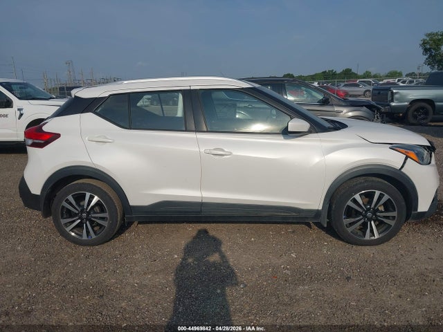 2019 Nissan Kicks Sv მანქანა იყიდება აუქციონზე, vin: 3N1CP5CU1KL538221, აუქციონის ნომერი: 44969842