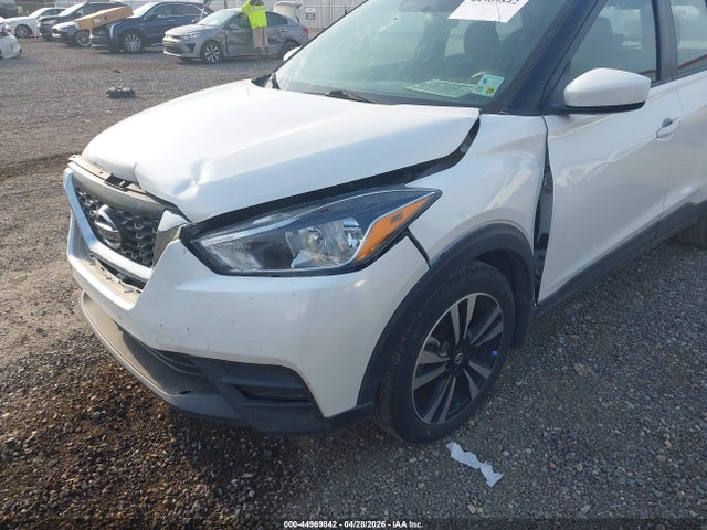 2019 Nissan Kicks Sv მანქანა იყიდება აუქციონზე, vin: 3N1CP5CU1KL538221, აუქციონის ნომერი: 44969842