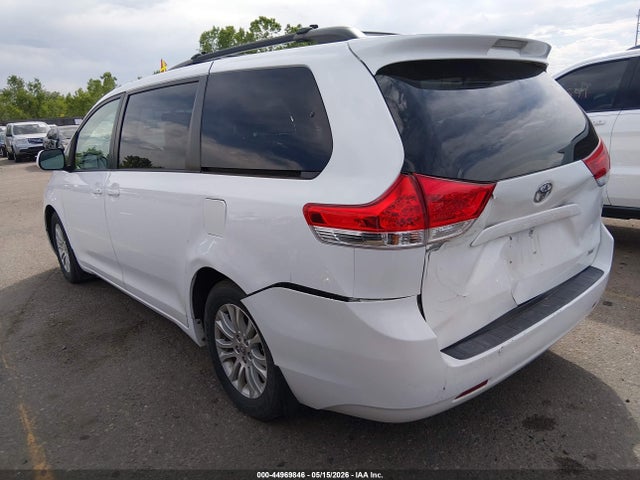 Aukcja sprzedaży 2012 Toyota Sienna Xle V6 8 Passenger, vin: 5TDYK3DC1CS248343, numer aukcji: 44969846