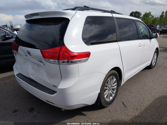 Aukcja sprzedaży 2012 Toyota Sienna Xle V6 8 Passenger, vin: 5TDYK3DC1CS248343, numer aukcji: 44969846