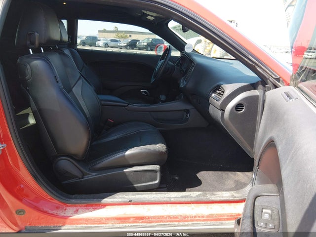 44969857 :رقم المزاد ، 2C3CDZAG2HH560566 vin ، 2017 Dodge Challenger Sxt Plus مزاد بيع