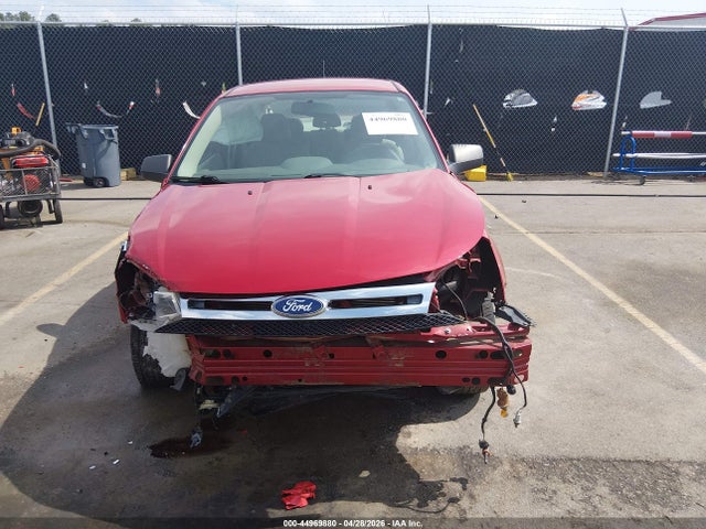 44969880 :رقم المزاد ، 1FAHP3FN8BW115275 vin ، 2011 Ford Focus Se مزاد بيع