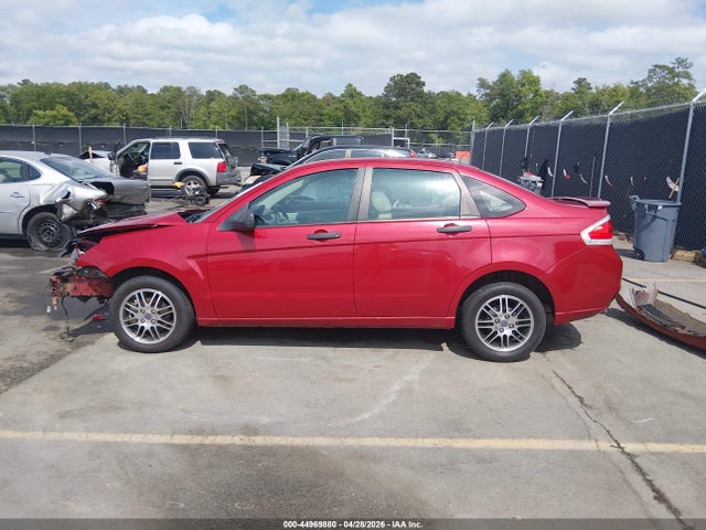 44969880 :رقم المزاد ، 1FAHP3FN8BW115275 vin ، 2011 Ford Focus Se مزاد بيع