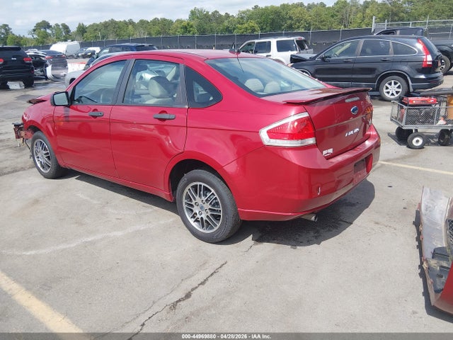 44969880 :رقم المزاد ، 1FAHP3FN8BW115275 vin ، 2011 Ford Focus Se مزاد بيع