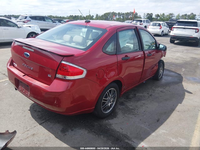 44969880 :رقم المزاد ، 1FAHP3FN8BW115275 vin ، 2011 Ford Focus Se مزاد بيع