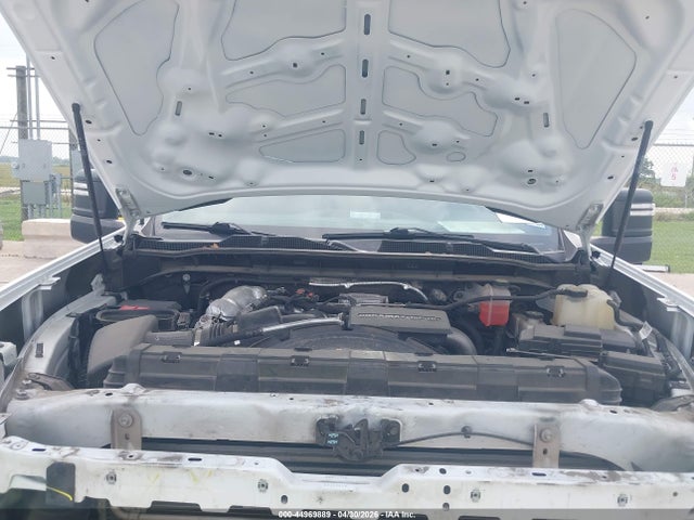 1GC4YLEY7NF333990 Chevrolet Silverado 2500hd 4wd Long Bed Wt