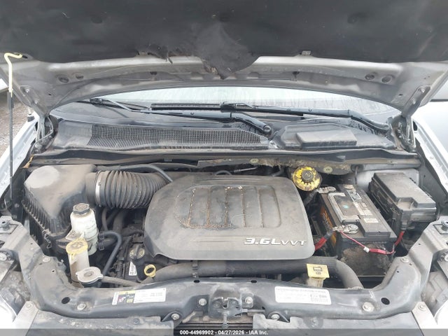 2014 Chrysler Town & Country Touring მანქანა იყიდება აუქციონზე, vin: 2C4RC1BGXER271045, აუქციონის ნომერი: 44969902