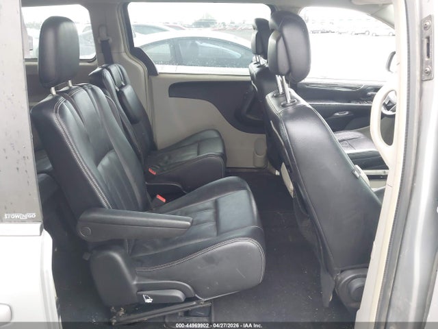 2014 Chrysler Town & Country Touring მანქანა იყიდება აუქციონზე, vin: 2C4RC1BGXER271045, აუქციონის ნომერი: 44969902