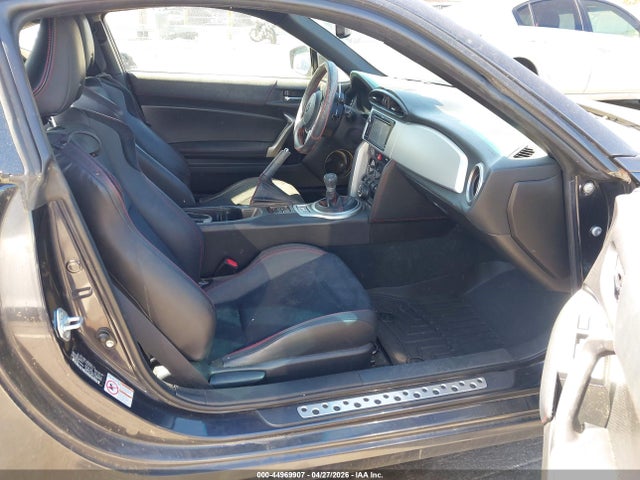 44969907 :رقم المزاد ، JF1ZCAC18D2606512 vin ، 2013 Subaru Brz Limited مزاد بيع