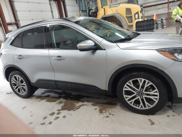 44969916 :رقم المزاد ، 1FMCU9CZ7MUA52526 vin ، 2021 Ford Escape Sel Hybrid مزاد بيع