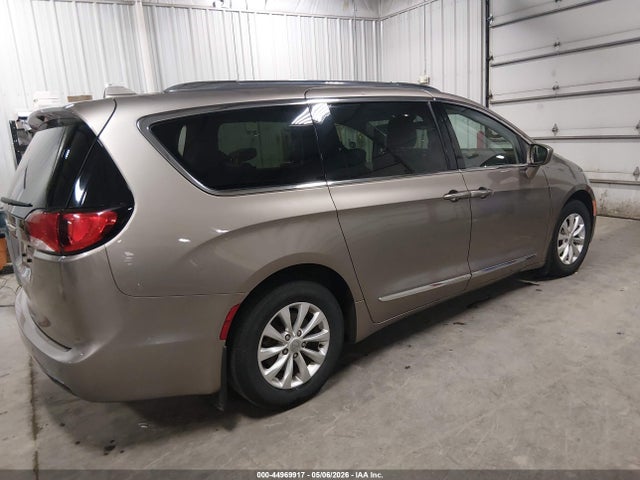 Aukcja sprzedaży 2018 Chrysler Pacifica Touring L, vin: 2C4RC1BG8JR193830, numer aukcji: 44969917