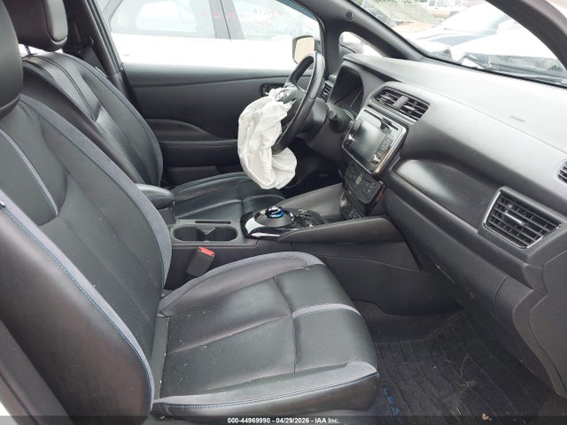 1N4AZ1CP7KC303311 Nissan Leaf Sl