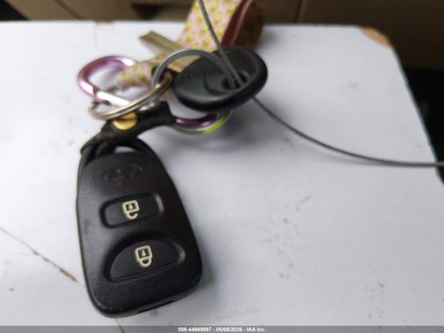 Продажа на аукционе авто 2014 Hyundai Accent Gls, vin: KMHCT4AE8EU700804, номер лота: 44969997