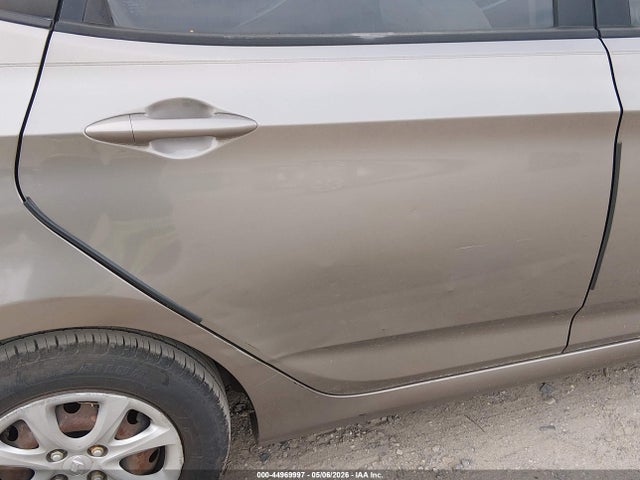Продажа на аукционе авто 2014 Hyundai Accent Gls, vin: KMHCT4AE8EU700804, номер лота: 44969997