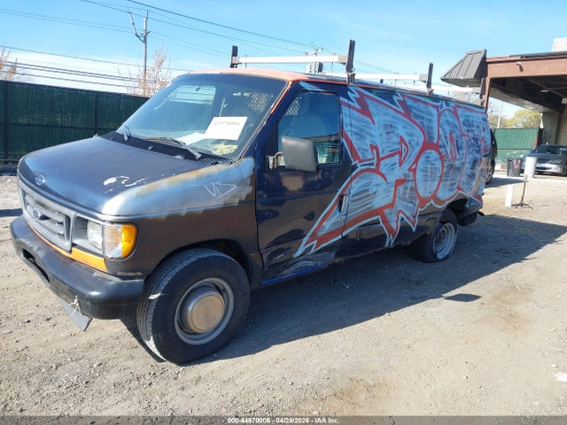44970006 :رقم المزاد ، 1FTSE34L72HA26258 vin ، 2002 Ford E-350 Super Duty Commercial/recreational مزاد بيع