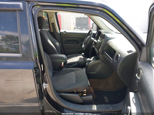 44970030 :رقم المزاد ، 1C4NJPBB6ED737598 vin ، 2014 Jeep Patriot Sport مزاد بيع