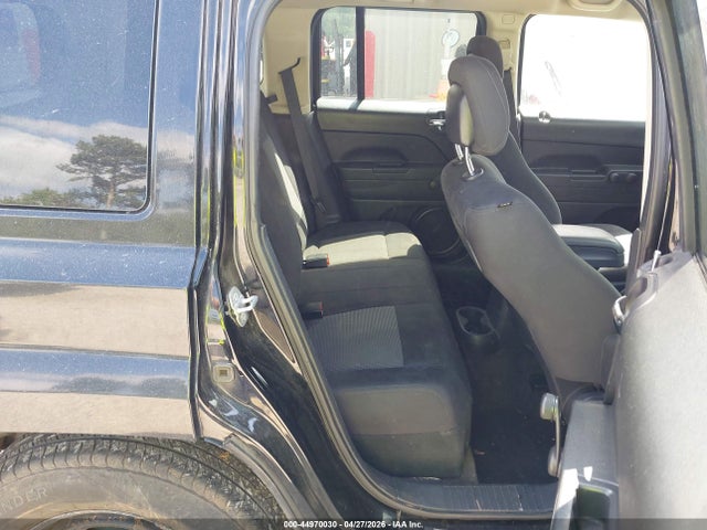 44970030 :رقم المزاد ، 1C4NJPBB6ED737598 vin ، 2014 Jeep Patriot Sport مزاد بيع