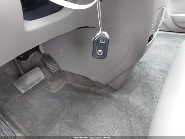 2015 Honda Odyssey Ex-l მანქანა იყიდება აუქციონზე, vin: 5FNRL5H6XFB003115, აუქციონის ნომერი: 44970060