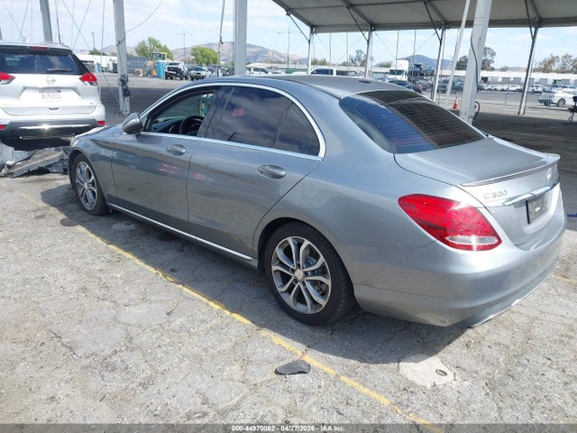 2015 Mercedes-benz C 300 მანქანა იყიდება აუქციონზე, vin: 55SWF4JB1FU068235, აუქციონის ნომერი: 44970062
