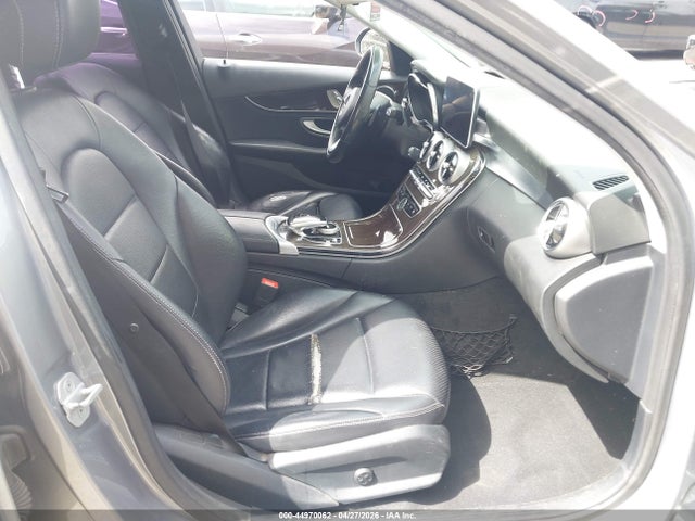 2015 Mercedes-benz C 300 მანქანა იყიდება აუქციონზე, vin: 55SWF4JB1FU068235, აუქციონის ნომერი: 44970062