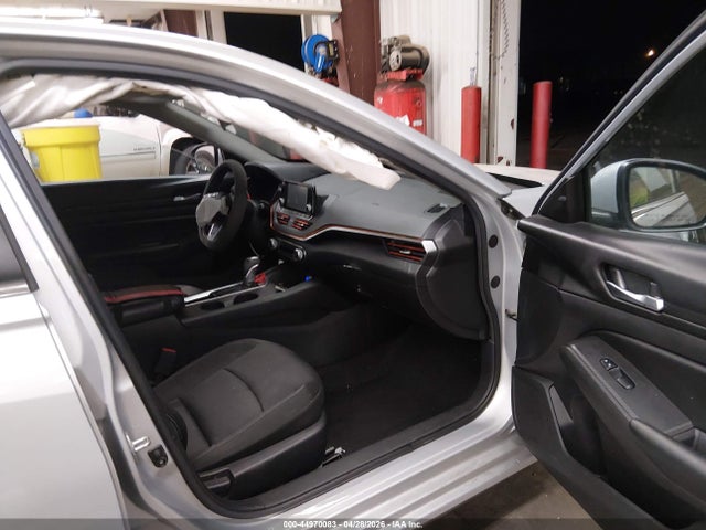 44970083 :رقم المزاد ، 1N4BL4BV8MN301520 vin ، 2021 Nissan Altima S Fwd مزاد بيع