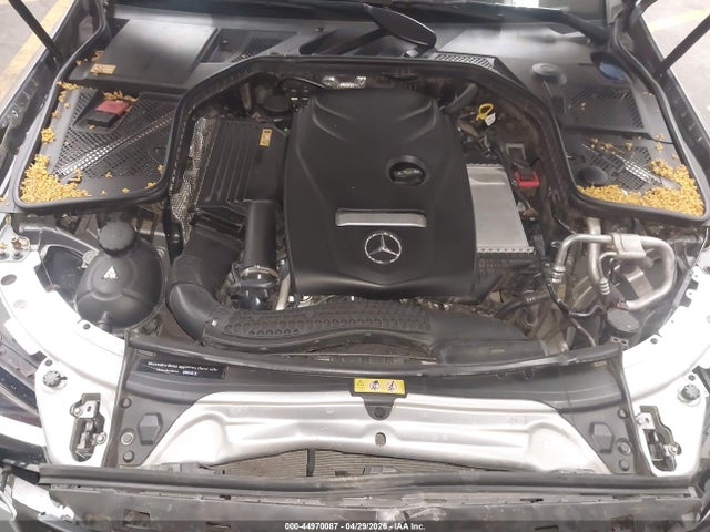 2015 Mercedes-benz C 300 4matic მანქანა იყიდება აუქციონზე, vin: 55SWF4KB8FU034971, აუქციონის ნომერი: 44970087