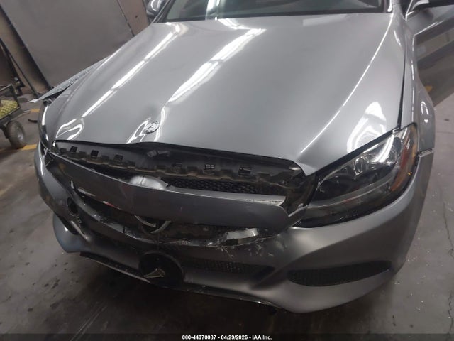 2015 Mercedes-benz C 300 4matic მანქანა იყიდება აუქციონზე, vin: 55SWF4KB8FU034971, აუქციონის ნომერი: 44970087
