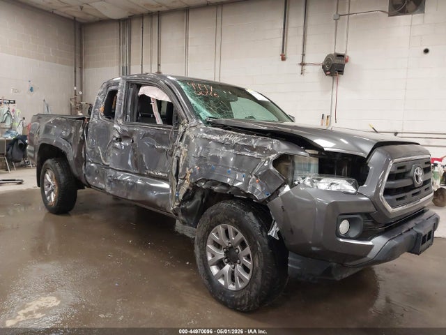 Продаж на аукціоні авто 2016 Toyota Tacoma Sr5 V6, vin: 5TFSZ5AN7GX019118, номер лоту: 44970096