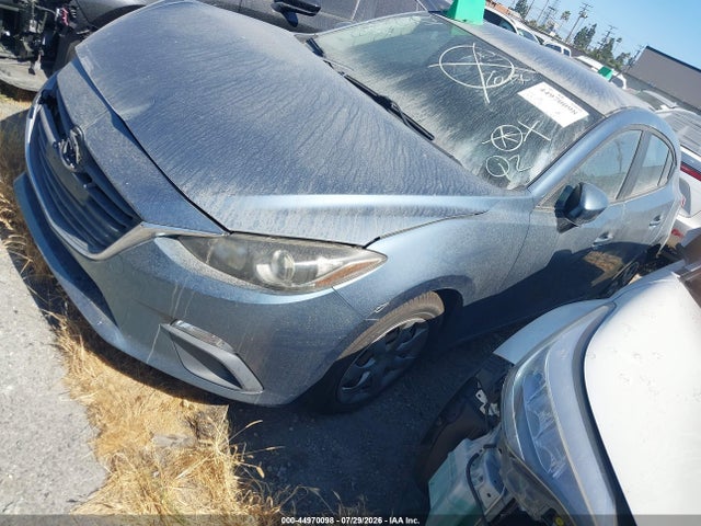 Продажа на аукционе авто 2014 Mazda Mazda3 I Sport, vin: JM1BM1K70E1200648, номер лота: 44970098