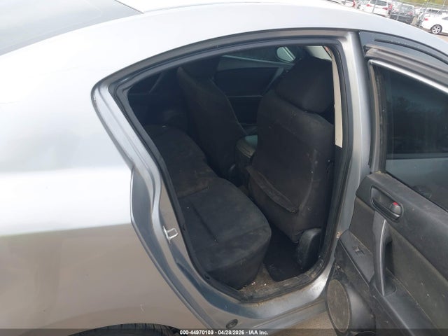 44970109 :رقم المزاد ، JM1BL1UG7B1414452 vin ، 2011 Mazda Mazda3 I Sport مزاد بيع
