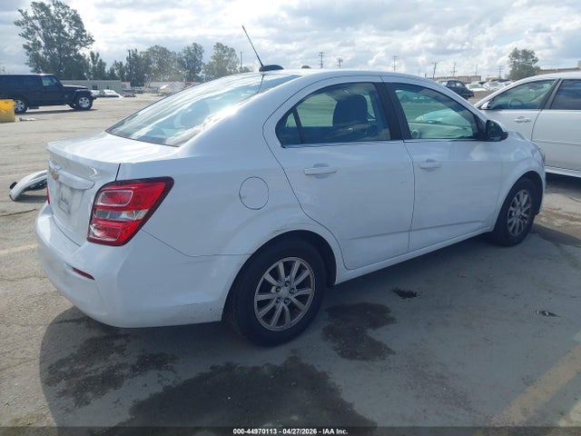 2018 Chevrolet Sonic Lt Auto მანქანა იყიდება აუქციონზე, vin: 1G1JD5SG0J4132078, აუქციონის ნომერი: 44970113