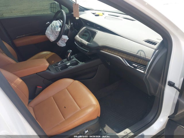 44970153 :رقم المزاد ، 1GYFZCR42KF166232 vin ، 2019 Cadillac Xt4 Premium Luxury مزاد بيع