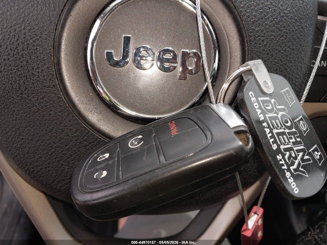 2014 Jeep Cherokee Limited მანქანა იყიდება აუქციონზე, vin: 1C4PJMDS2EW266395, აუქციონის ნომერი: 44970157