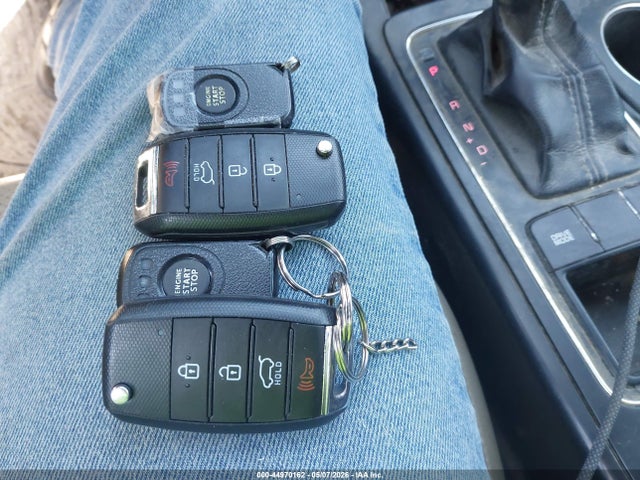 Продажа на аукционе авто 2018 Kia Sportage Lx, vin: KNDPMCAC4J7328608, номер лота: 44970162
