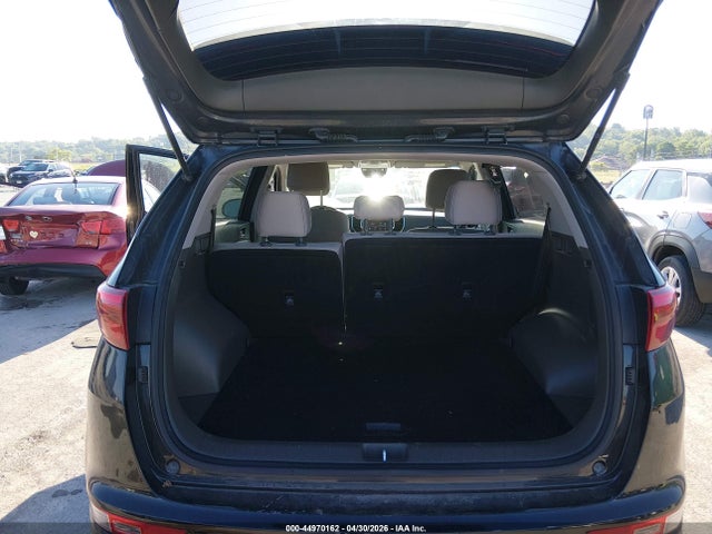 Продажа на аукционе авто 2018 Kia Sportage Lx, vin: KNDPMCAC4J7328608, номер лота: 44970162