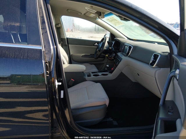 Продажа на аукционе авто 2018 Kia Sportage Lx, vin: KNDPMCAC4J7328608, номер лота: 44970162