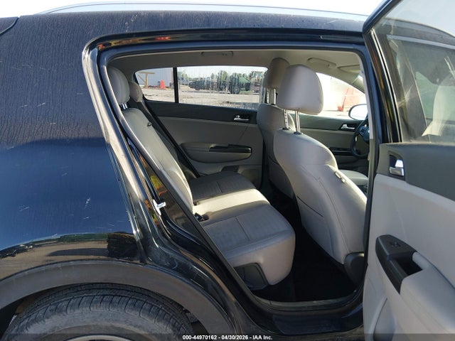 Продажа на аукционе авто 2018 Kia Sportage Lx, vin: KNDPMCAC4J7328608, номер лота: 44970162