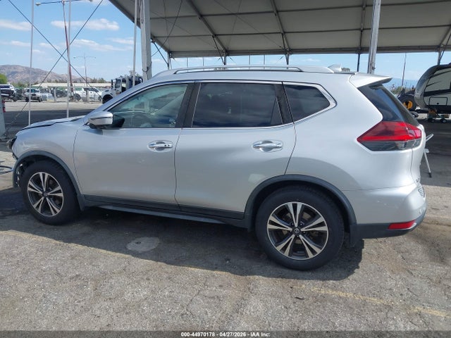 44970178 :رقم المزاد ، JN8AT2MT3KW501867 vin ، 2019 Nissan Rogue Sv مزاد بيع